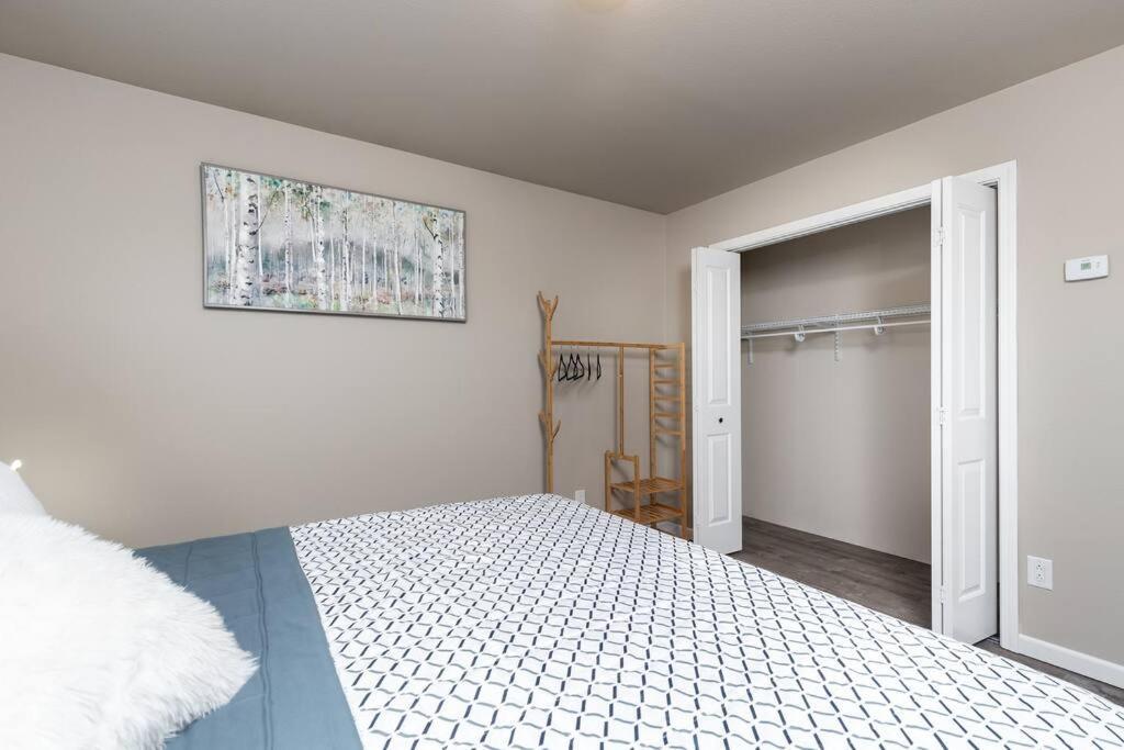 Birch Hill Retreat Great Location2+Garage+Aurora Villa Fairbanks Buitenkant foto