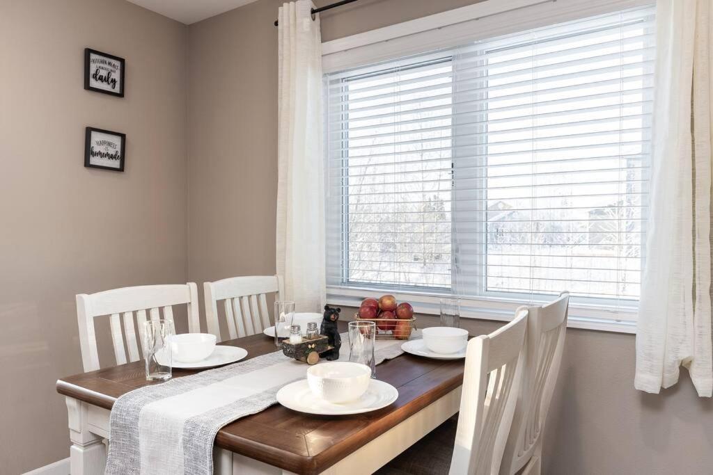Birch Hill Retreat Great Location2+Garage+Aurora Villa Fairbanks Buitenkant foto